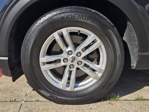 Used 2022 Ford Explorer XLT RWD image 7