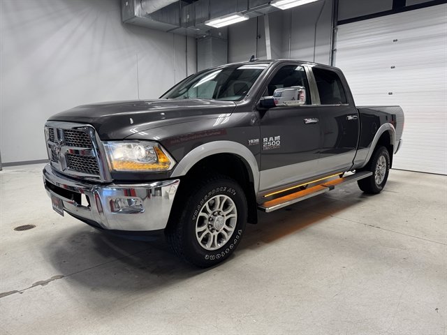 Used 2015 RAM 2500 Laramie AWD/4WD image 3
