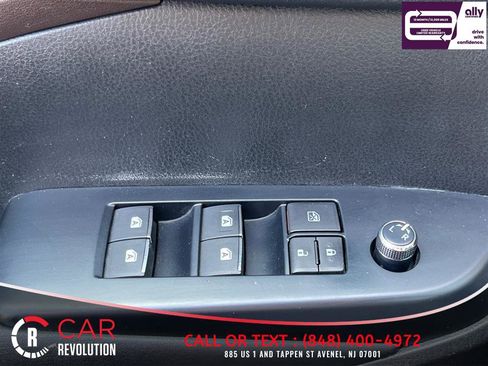 Used 2017 Toyota Highlander Limited w/ Protection Package #3 AWD/4WD image 32