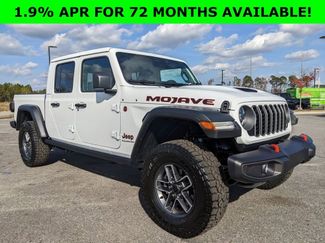 New 2026 Jeep Gladiator Mojave video 1