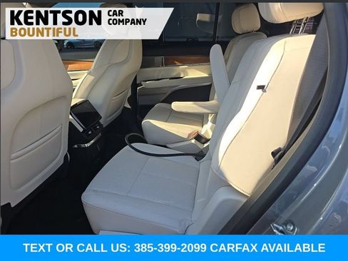 Used 2026 Cadillac Vistiq Sport AWD/4WD image 4