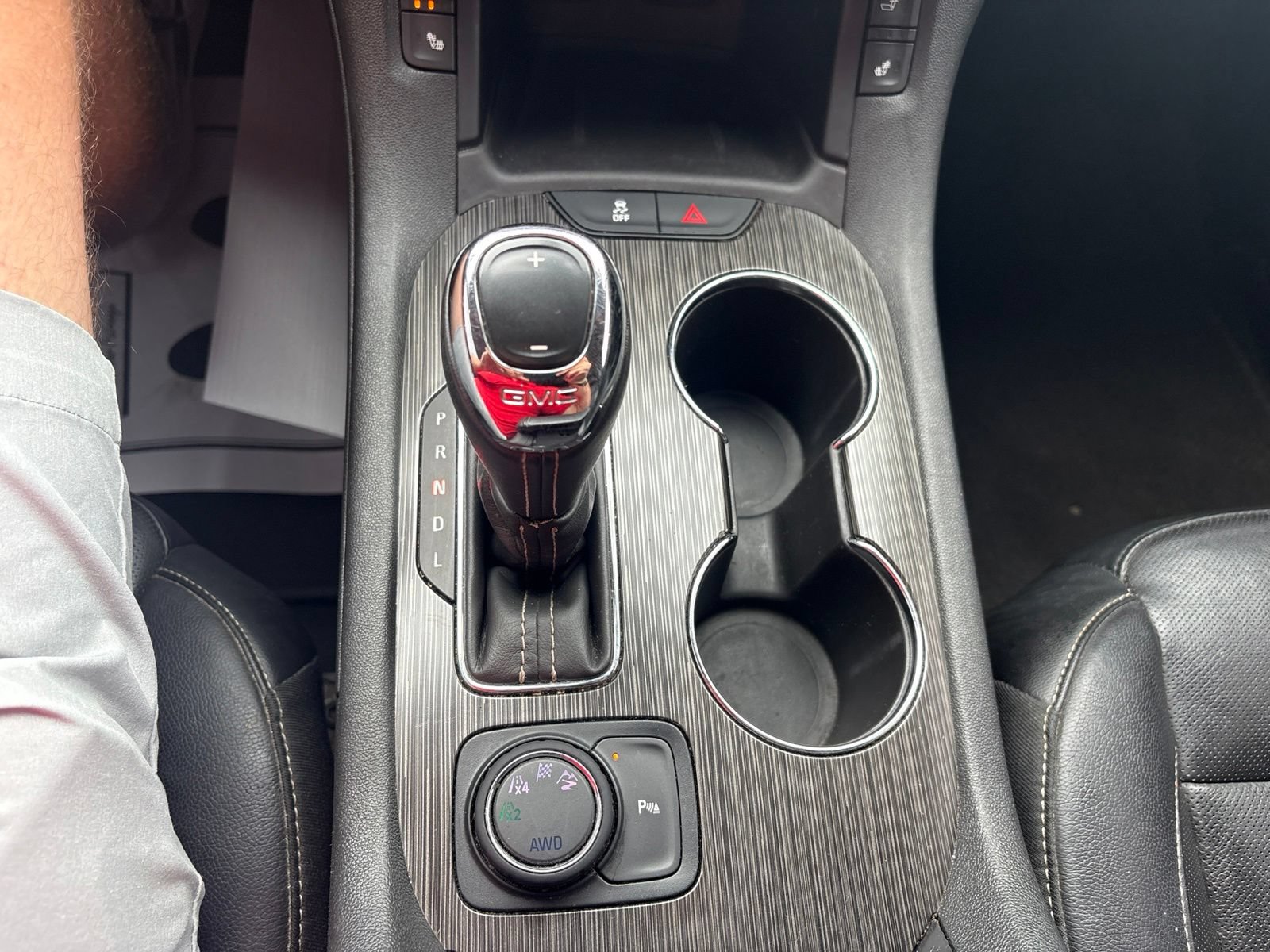 Used 2019 GMC Acadia SLT AWD/4WD image 35