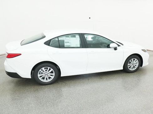 New 2026 Toyota Camry LE image 10