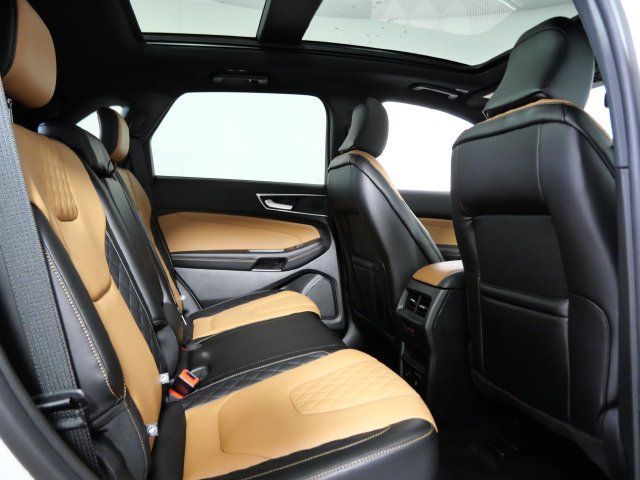 Certified 2024 Ford Edge Titanium w/ Titanium Elite Package AWD/4WD image 11