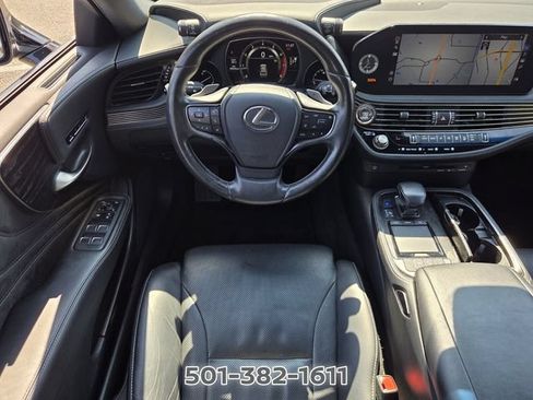 Used 2021 Lexus LS 500 w/ Accessory Package (Z2) RWD image 12