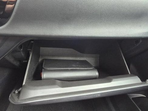 Used 2016 Toyota Corolla S FWD image 28