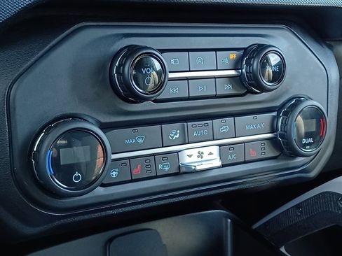 Used 2023 Ford Bronco Outer Banks AWD/4WD image 20