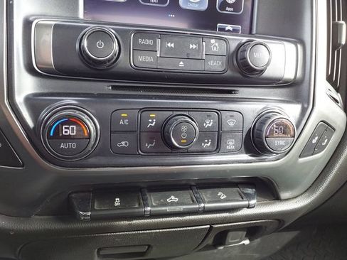 Used 2019 Chevrolet Silverado 1500 LT w/ All Star Edition AWD/4WD image 17