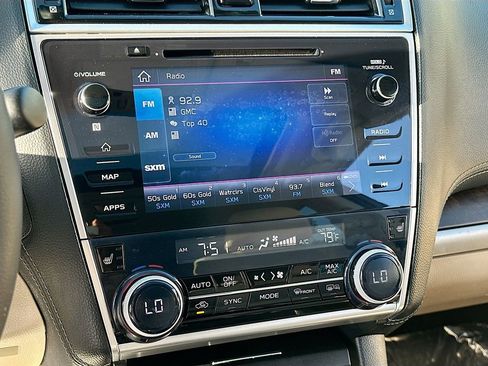 Used 2019 Subaru Outback 2.5i Limited w/ Popular Package #2 image 15