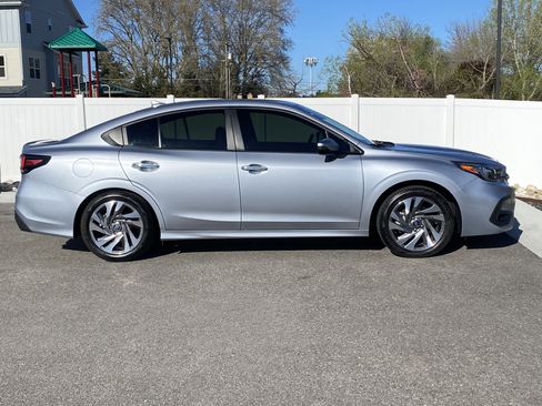 Used 2025 Subaru Legacy Touring XT AWD/4WD image 7
