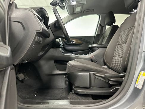 Used 2020 GMC Terrain SLE w/ Elevation Edition FWD image 17