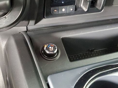 Used 2024 Nissan Titan PRO-4X w/ Pro-4x Convenience Package image 43