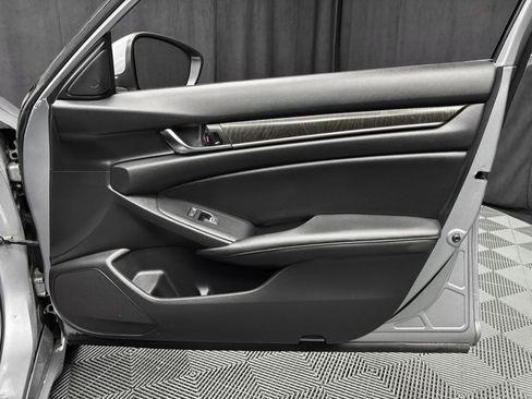 Used 2020 Honda Accord Sport image 25