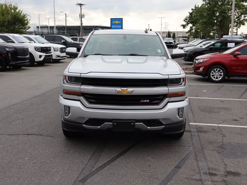 Used 2017 Chevrolet Silverado 1500 LT w/ All Star Edition AWD/4WD image 3