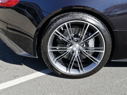 Used 2014 Aston Martin Vanquish Coupe image 11