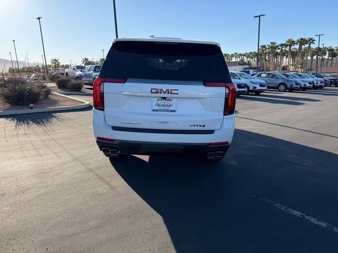 New 2026 GMC Yukon AT4 w/ AT4 Preferred Package AWD/4WD image 4