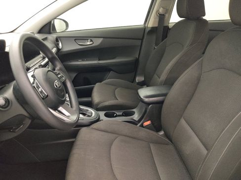 Used 2021 Kia Forte LXS FWD image 17