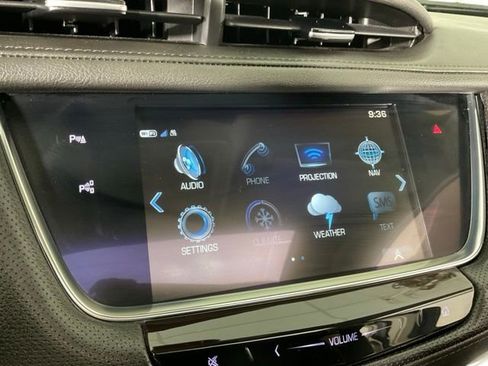 Used 2019 Cadillac XT5 Premium Luxury w/ Driver Assist Package AWD/4WD image 10