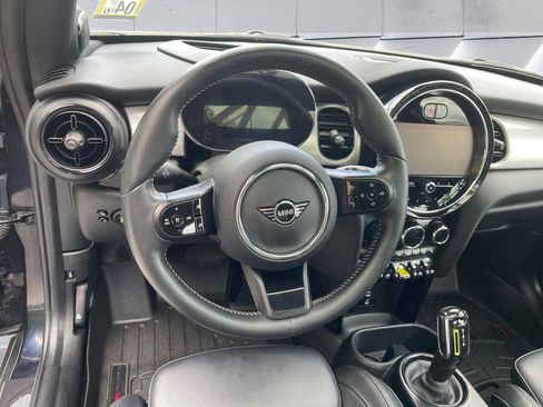 Used 2024 MINI Cooper SE FWD image 13