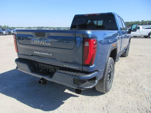 New 2026 GMC Sierra 2500 Denali Ultimate w/ Max Trailering Package AWD/4WD image 4