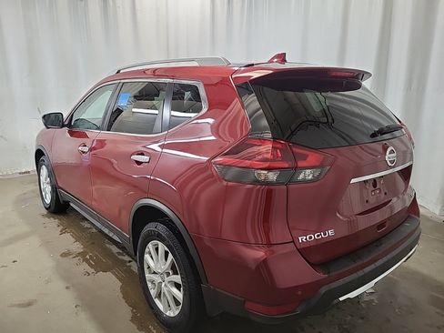 Used 2019 Nissan Rogue SV AWD/4WD image 2