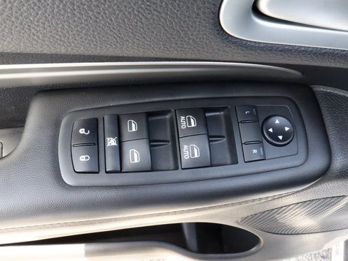 Used 2019 Dodge Durango SXT AWD/4WD image 15