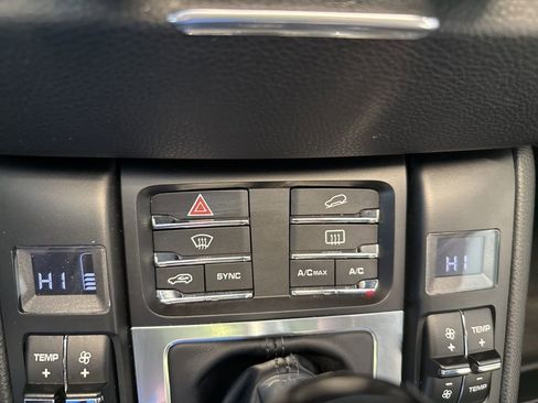 Used 2015 Porsche Macan S image 11