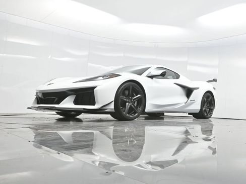 New 2025 Chevrolet Corvette Z06 w/ Z07 Performance Package RWD image 48
