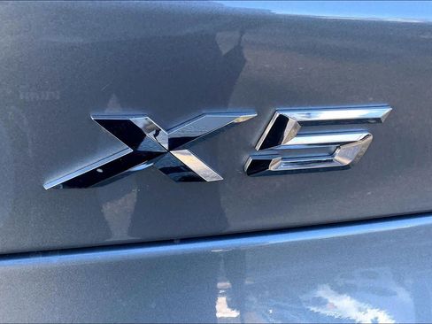 Certified 2025 BMW X5 xDrive40i w/ Premium Package image 9