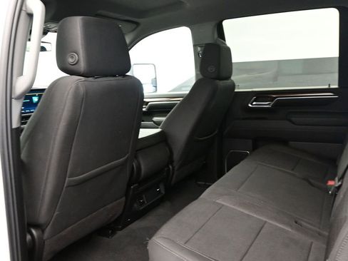 Used 2024 Chevrolet Silverado 2500 LT image 18