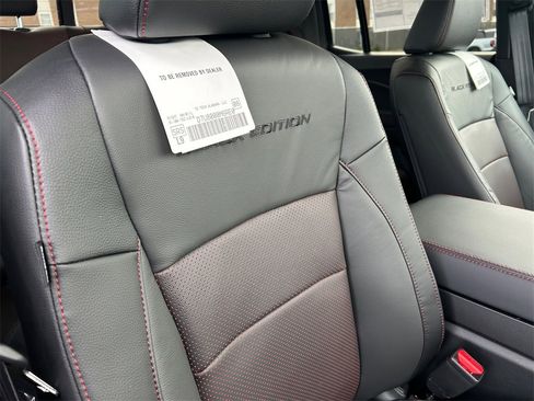 New 2026 Honda Ridgeline Black Edition image 16