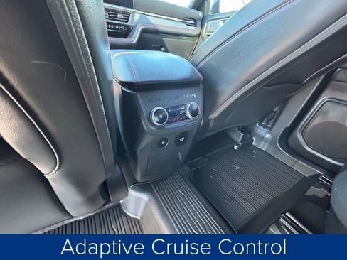 Used 2025 Ford Explorer ST image 21