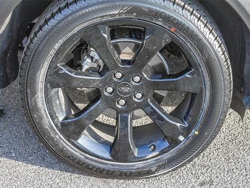 Certified 2023 Ford Explorer ST-Line w/ Class IV Trailer Tow Package image 13