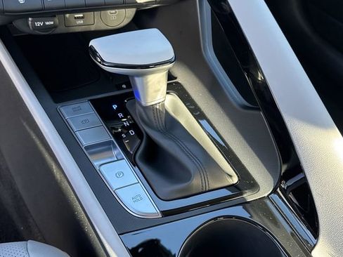 New 2026 Hyundai Elantra Limited image 31