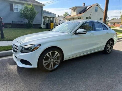 Used 2016 Mercedes-Benz C 300 4MATIC Sedan image 6