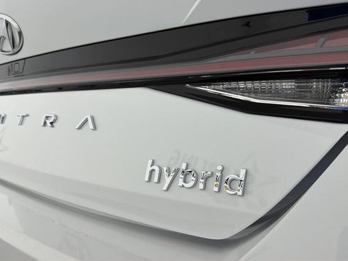 Used 2022 Hyundai Elantra Limited w/ Cargo Package FWD image 40