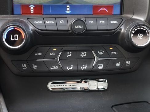 Used 2019 Chevrolet Corvette Grand Sport RWD image 16