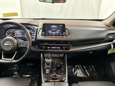 Used 2023 Nissan Rogue SV w/ SV Premium B Package AWD/4WD image 30