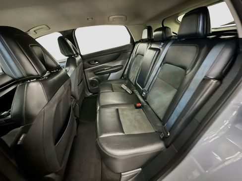 Used 2024 Nissan Ariya AWD image 29