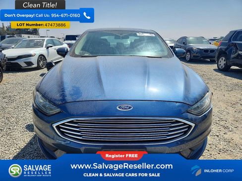 Used 2018 Ford Fusion SE w/ Fusion SE Technology Package FWD image 7