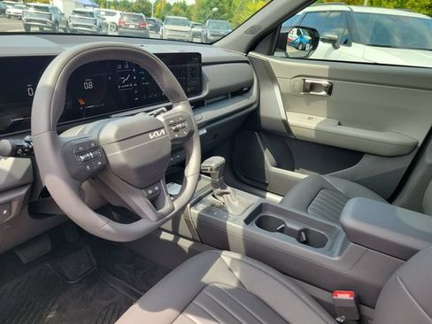 New 2027 Kia Seltos X-Line S w/ X-Line S Premium Package AWD/4WD image 13
