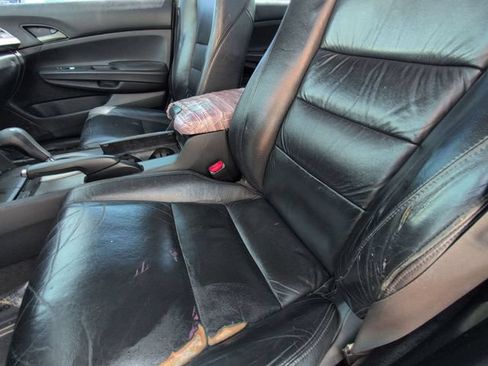 Used 2011 Honda Accord SE image 12
