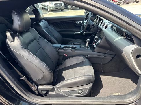 Used 2017 Ford Mustang Premium RWD image 26