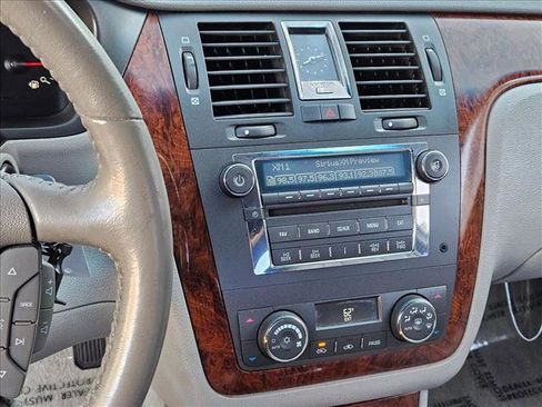 Used 2007 Cadillac DTS FWD image 12