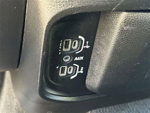 Used 2019 RAM 2500 Big Horn image 36