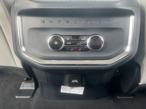 New 2026 Ford Expedition Max Platinum image 20