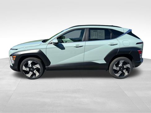 Used 2024 Hyundai Kona Limited AWD/4WD image 3