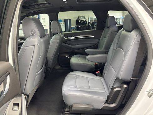 Used 2023 Buick Enclave Essence w/ Experience Buick Package AWD/4WD image 37