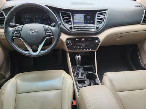 Used 2018 Hyundai Tucson SEL Plus FWD image 13
