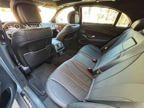 Used 2014 Mercedes-Benz S 550 Sedan image 35